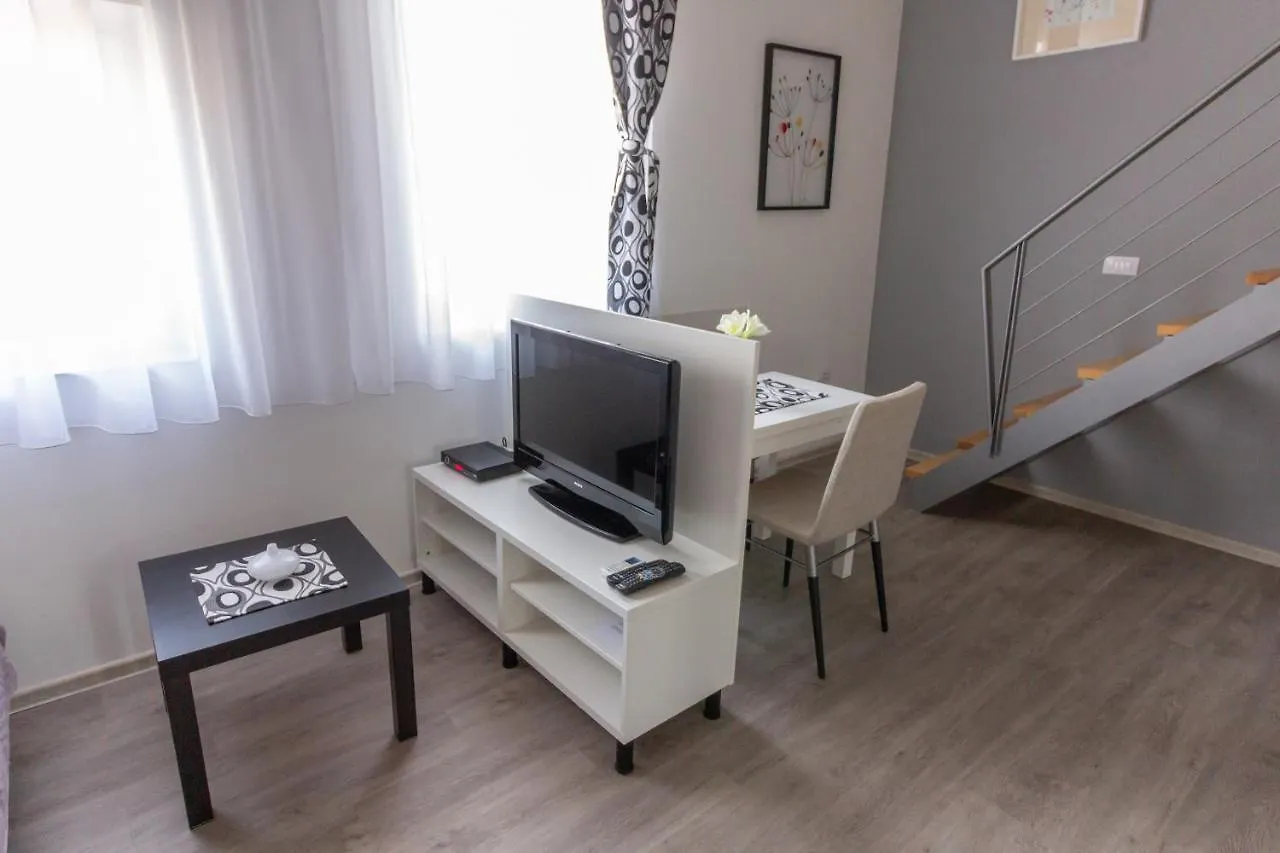 Downtown Apartments 풀라 크로아티아